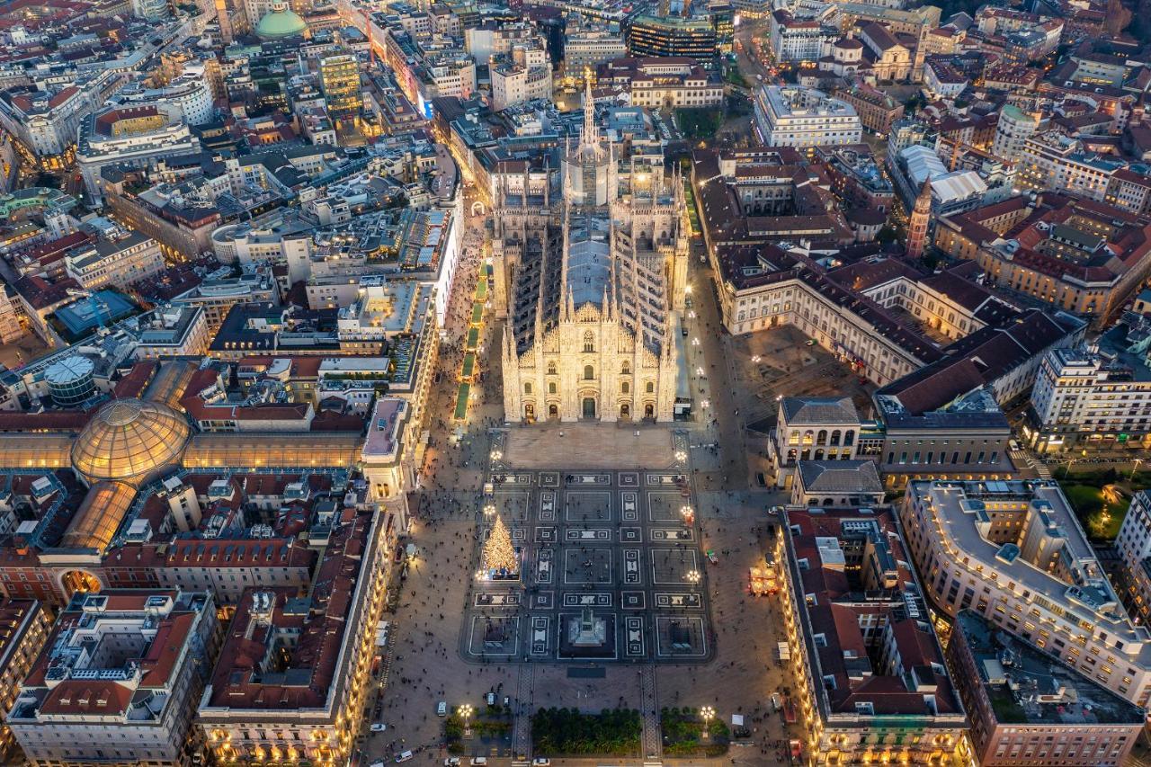 City Centre Apartment - 10 Minutes To Duomo - Free Wifi E Netflix ミラノ エクステリア 写真
