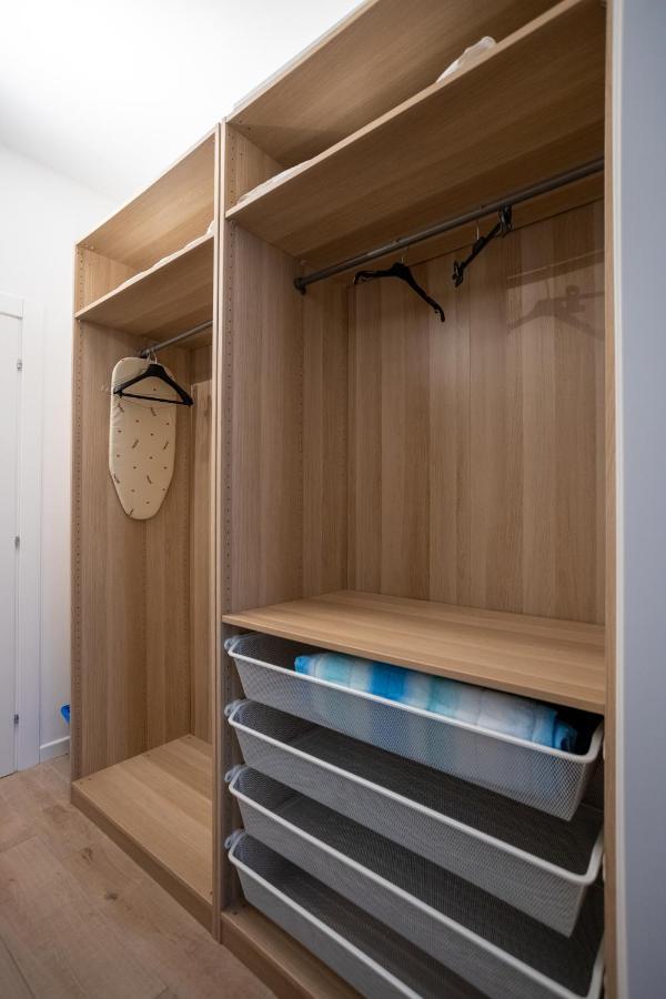 City Centre Apartment - 10 Minutes To Duomo - Free Wifi E Netflix ミラノ エクステリア 写真
